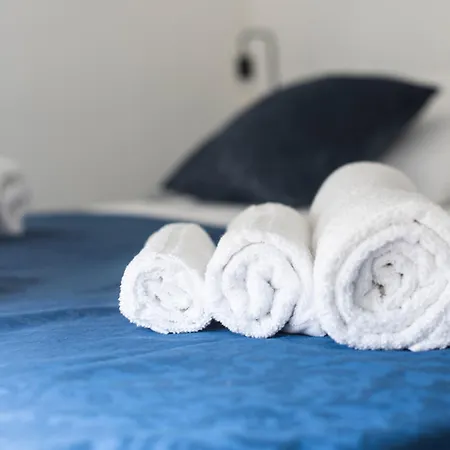 Il Galeone Hideout Dove Il Mare Incontra La Citta דירה *